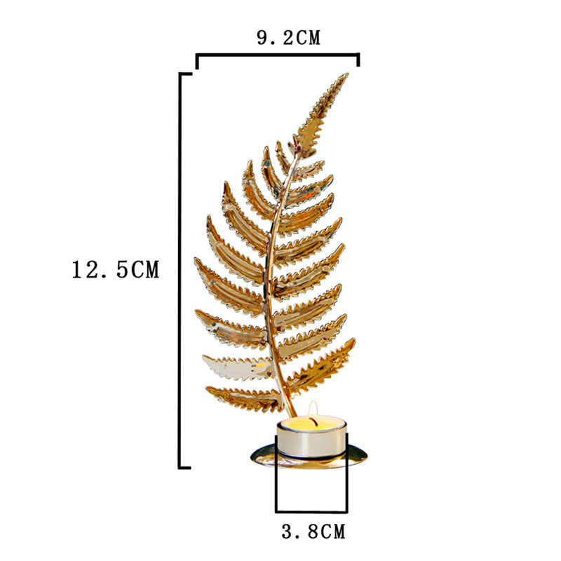 Golderner Kerzenhalter aus Metall