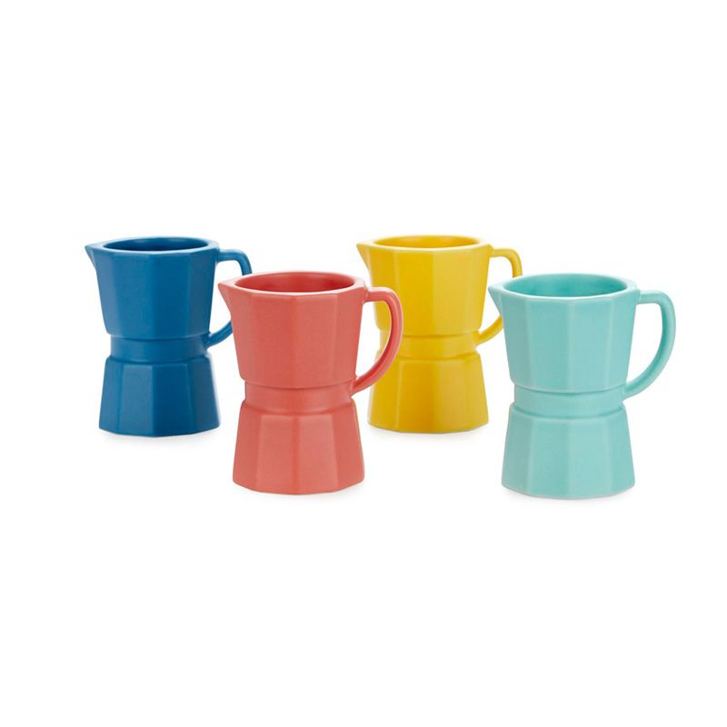 Vier MOKA Kaffee-Tassen von Balvi im 4er-Set in Blau, Rosa, Gelb und Mint auf weissem Hintergrund.