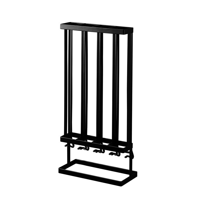 Schwarzer Kaffeekapselhalter TOWER von YAMAZAKI aus Metall zur platzsparenden und übersichtlichen Aufbewahrung von Kaffeekapseln.