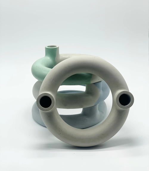 Aria Kerzenhalter aus Beton