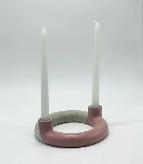 Aria Kerzenhalter aus Beton